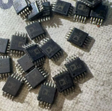 Interruptor analógico SPDT CMOS de doble canal ADG736BRMZ | bajo consumo, baja distorsión y alta velocidad de conmutación