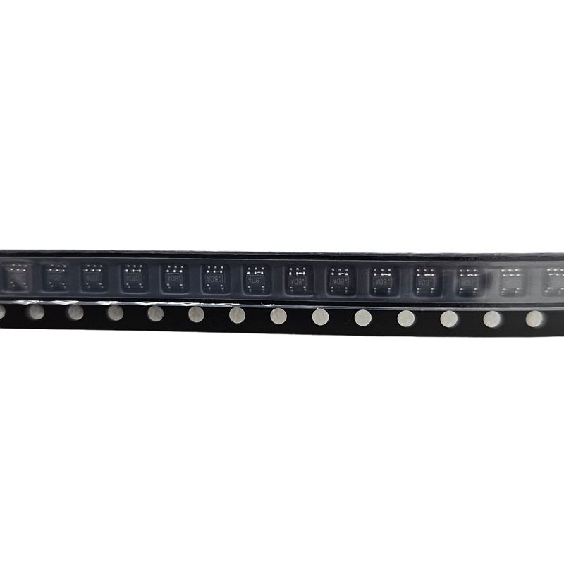 AD8515AKSZ-R2
