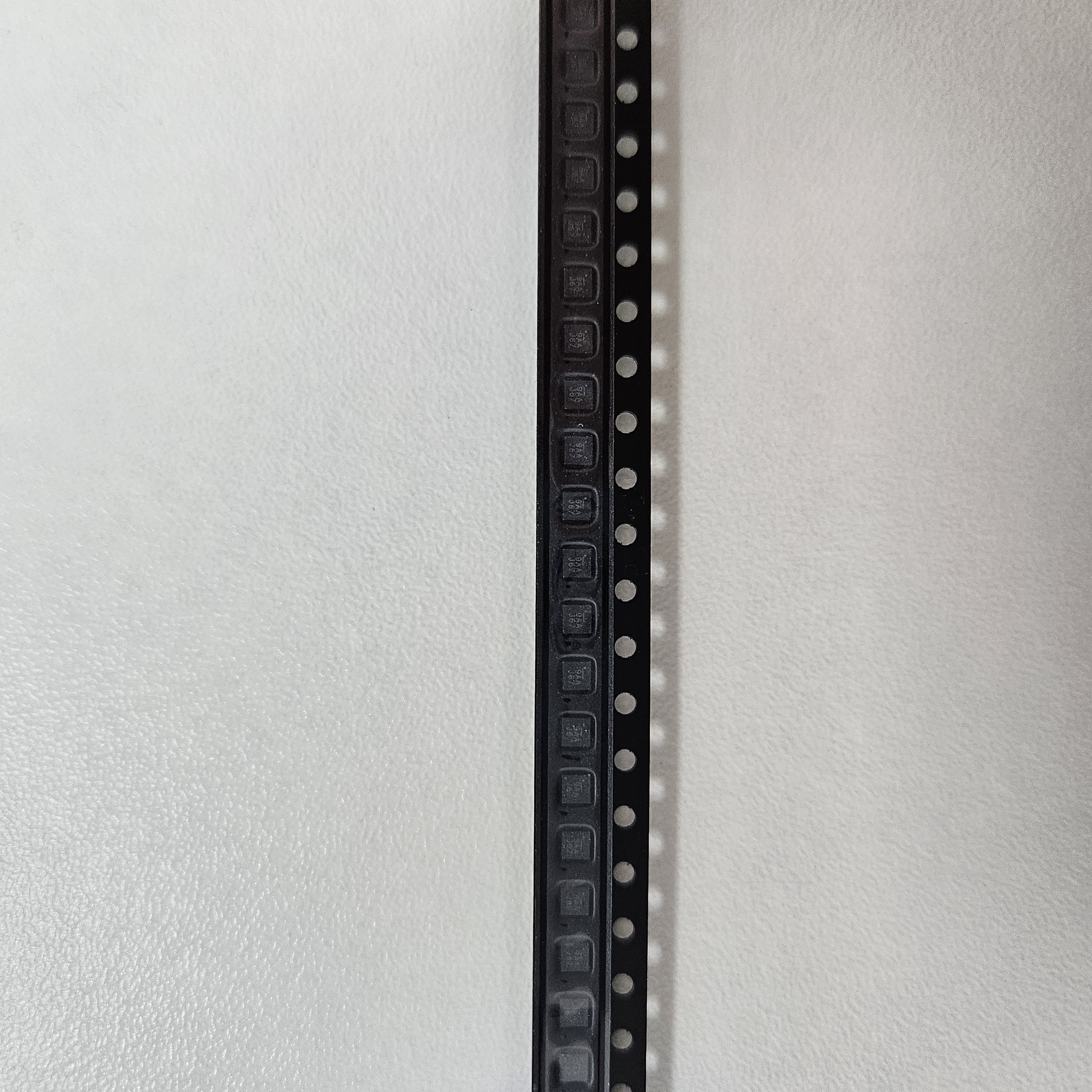 MIC5319YML-TR