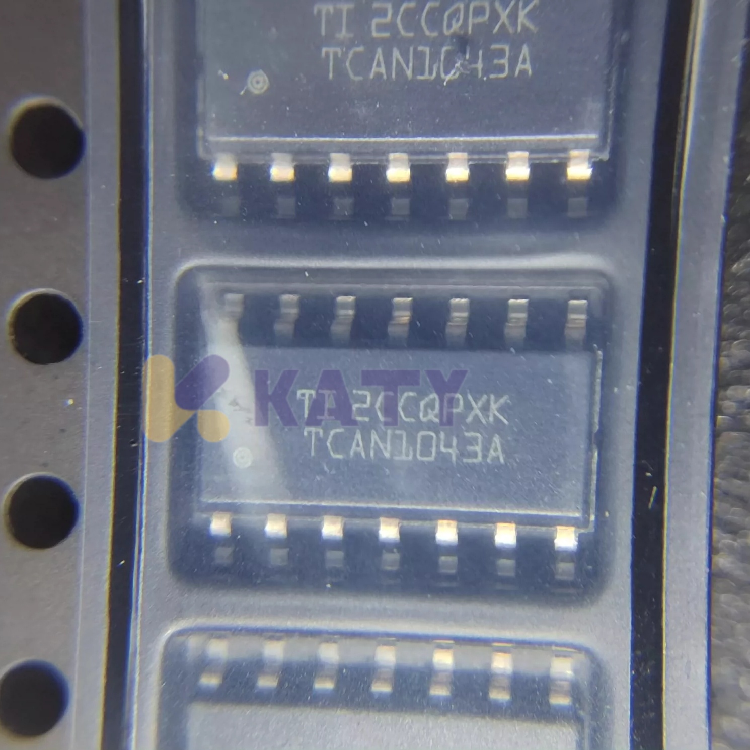 TCAN1043ADRQ1